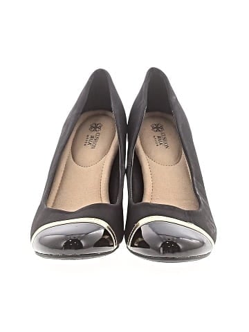 Avon Heels (view 2)