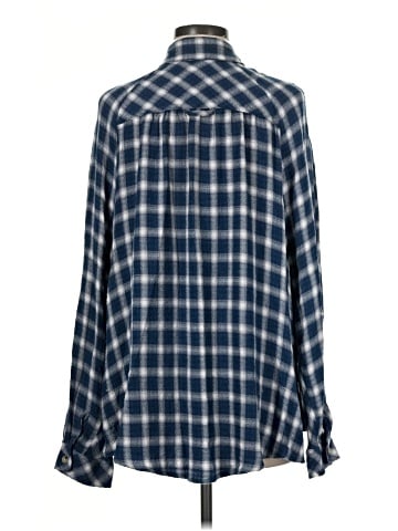 BDG Long Sleeve Button-Down Shirt (view 2)