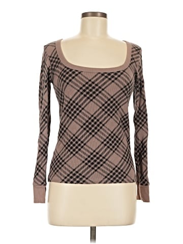 Victoria's Secret Pink Long Sleeve T-Shirt (view 1)