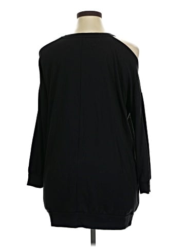 Charlotte Russe 3/4 Sleeve Top (view 2)