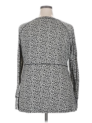 Suzanne Betro Long Sleeve T-Shirt (view 2)