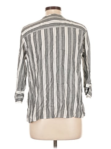 Lizwear by Liz Claiborne 3/4 Sleeve Button-Down Shirt (view 2)