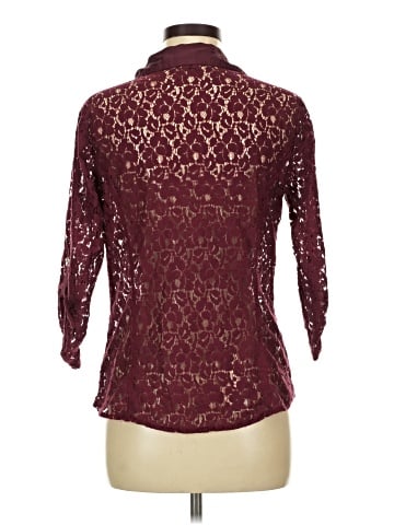 Signature Studio 3/4 Sleeve Button-Down Shirt (view 2)