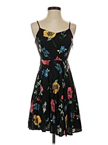 Old Navy Casual Dress (view 1)