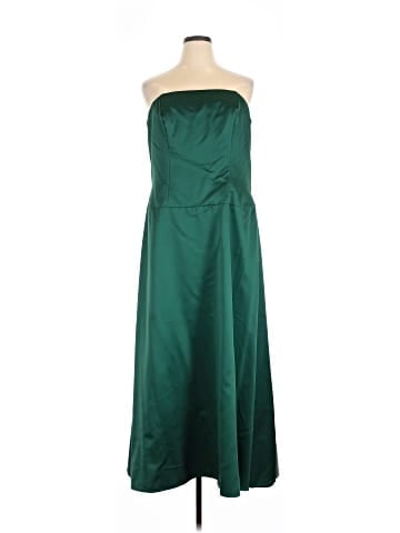 Unbranded Cocktail Dress (view 1)