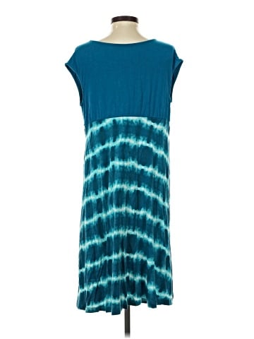 Liz Lange Maternity for Target Casual Dress (view 2)
