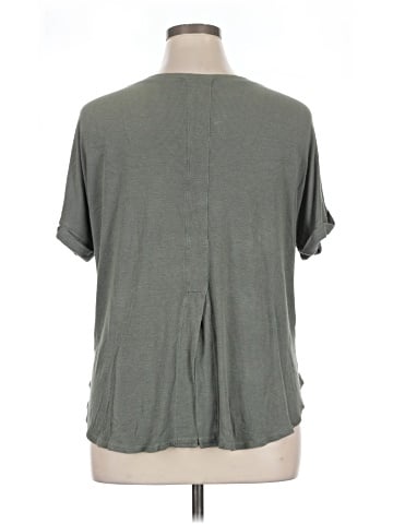 H by Bordeaux Short Sleeve T-Shirt (view 2)