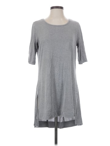 Lisa Rinna Short Sleeve Top (view 1)