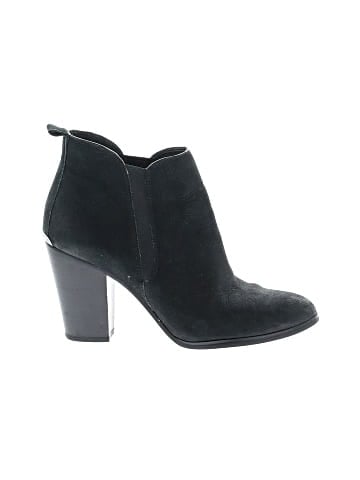 MICHAEL Michael Kors Ankle Boots (view 1)