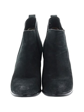 MICHAEL Michael Kors Ankle Boots (view 2)