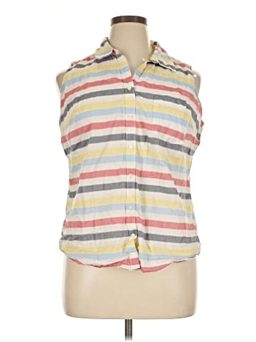St. John's Bay Sleeveless Button-Down Shirt (view 1)
