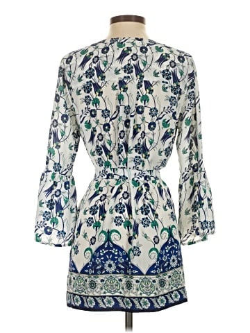 Liz Claiborne Career Long Sleeve Blouse (view 2)
