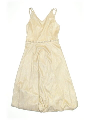 Xtraordinary Dress (view 1)
