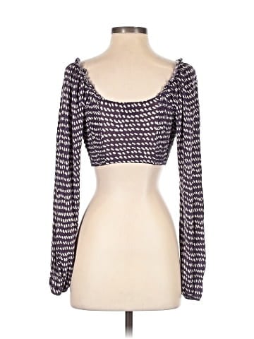 Urban Outfitters 3/4 Sleeve T-Shirt (view 2)