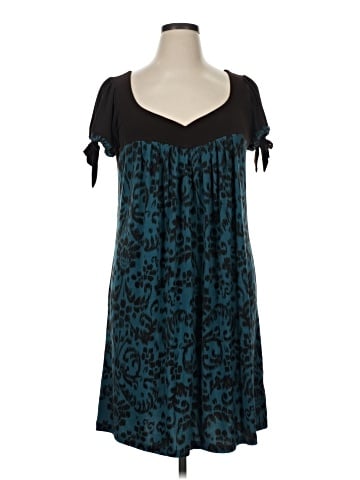 En Focus Casual Dress (view 1)