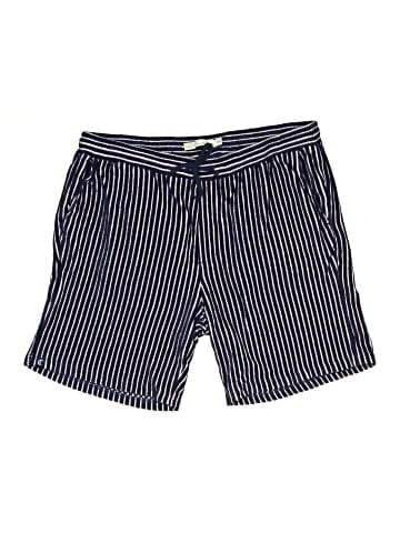 Cricket Lane Shorts (view 1)