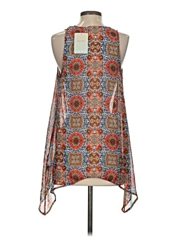 Lily White Sleeveless Blouse (view 2)