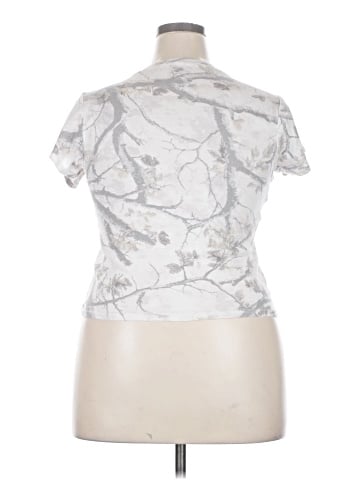 No Boundaries Short Sleeve T-Shirt (view 2)