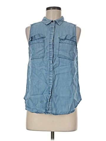 Who What Wear Sleeveless Button-Down Shirt (view 1)