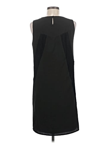 Katherine Barclay Casual Dress (view 2)