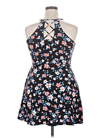 No Boundaries Casual Dress (view 2)