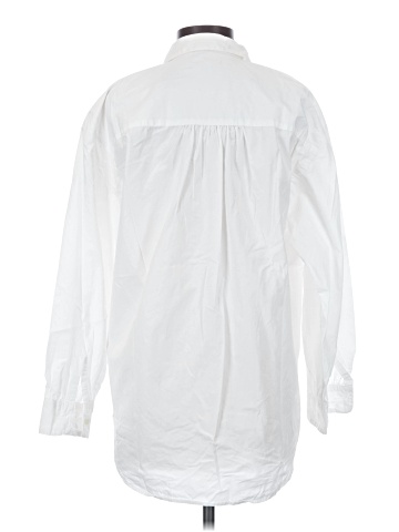 Gap Long Sleeve Button-Down Shirt (view 2)