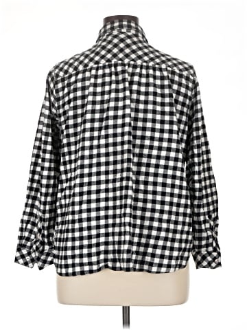 Croft & Barrow Long Sleeve Button-Down Shirt (view 2)