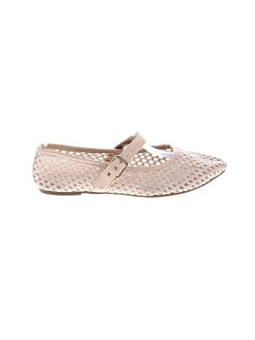 Universal Thread Flats (view 1)