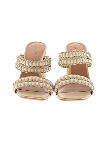 Universal Thread Sandals (view 2)