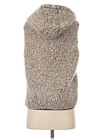 CoffeeShop Faux Fur Vest (view 2)
