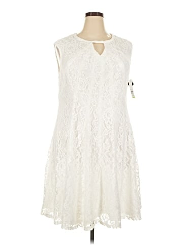 Sandra Darren Casual Dress (view 1)