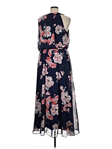 Signature by Robbie Bee Casual Dress (view 2)