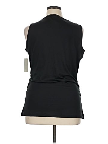 Larry Levine Sleeveless T-Shirt (view 2)