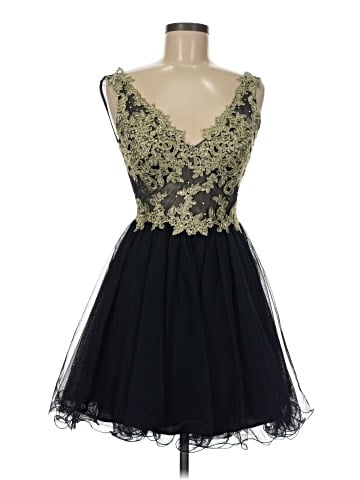 Blondie Nites Cocktail Dress (view 1)
