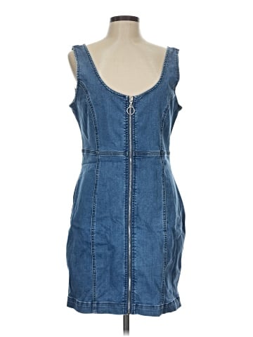 Guess Casual Dress (view 1)