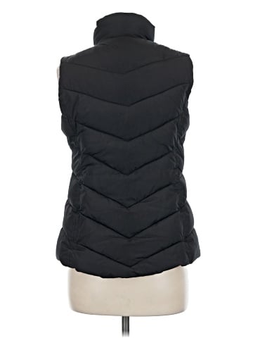 Gap Outlet Vest (view 2)