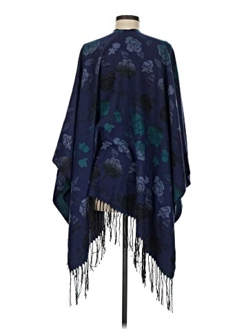 Harve Benard Poncho (view 2)