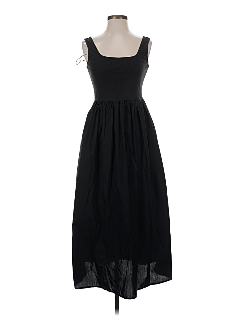 Pre-owned Uniqlo Casual Dress In Black