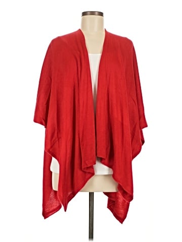 Simply Noelle Poncho (view 1)