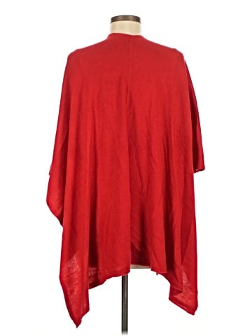 Simply Noelle Poncho (view 2)