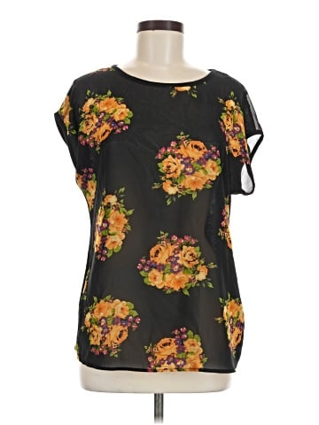 Annalee + Hope Short Sleeve Blouse (view 1)