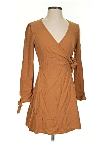 Le Lis Casual Dress (view 1)