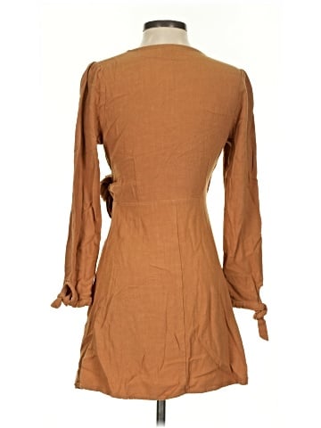 Le Lis Casual Dress (view 2)