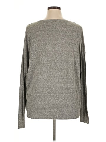 Rivet & Thread Long Sleeve T-Shirt (view 2)