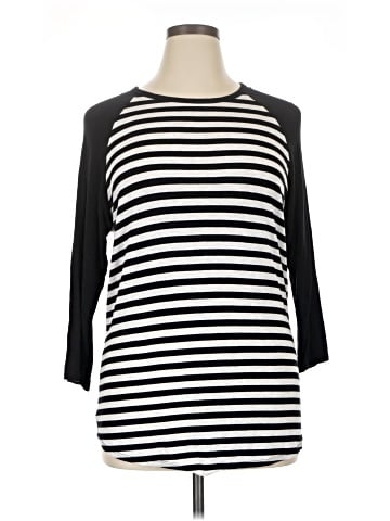 Lularoe 3/4 Sleeve T-Shirt (view 1)