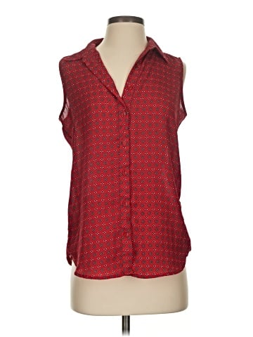 Roz & Ali Sleeveless Button-Down Shirt (view 1)