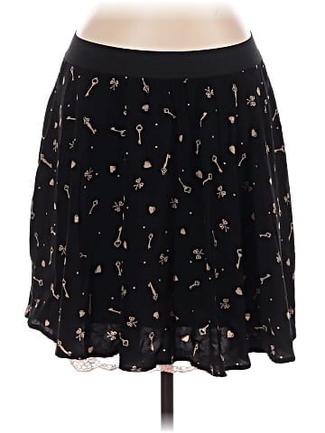 Xhilaration Casual Skirt (view 1)