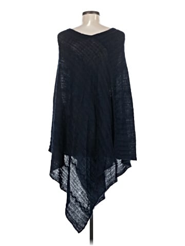 Novica Poncho (view 2)