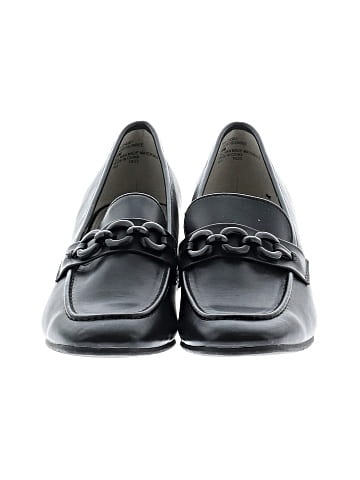 Cliffs by White Mountain Heels (view 2)