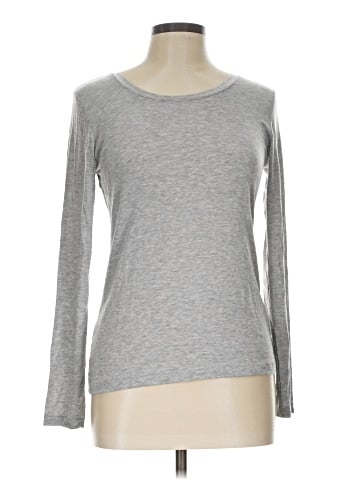 HEATTECH Long Sleeve T-Shirt (view 1)